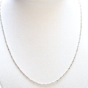 Uno de 50 Silver Tone Charm Chain Necklace